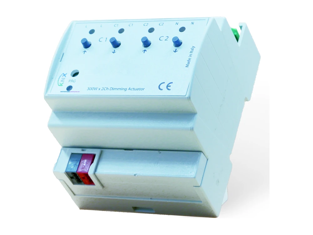 NUM-DUNIV Dimmer product photograph